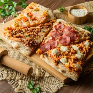 /uploads/pizzas-1.jpg